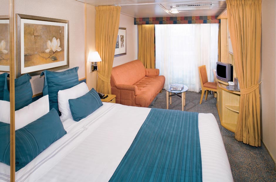 royal-caribbean-rhapsody-of-the-seas-d1-d2-foto-01