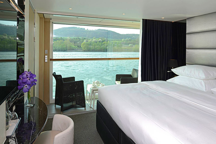 Balcony Suite scenic-scenic-jewel-balcony-suite