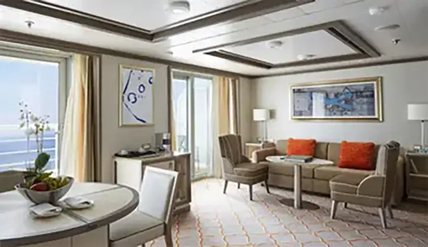 Silver Suite 2 (Two Bedroom) silversea-silver-moon-silver-suite.webp