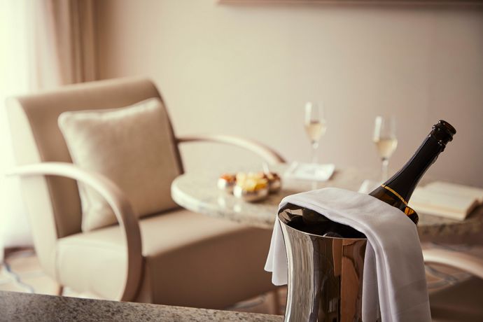 Superior Veranda Suite silversea-silver-spirit-veranda-superior
